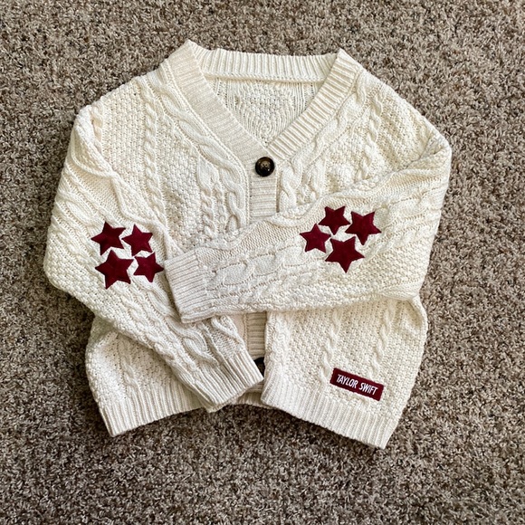 Taylor Swift Sweaters - Taylor Swift Red Cardigan